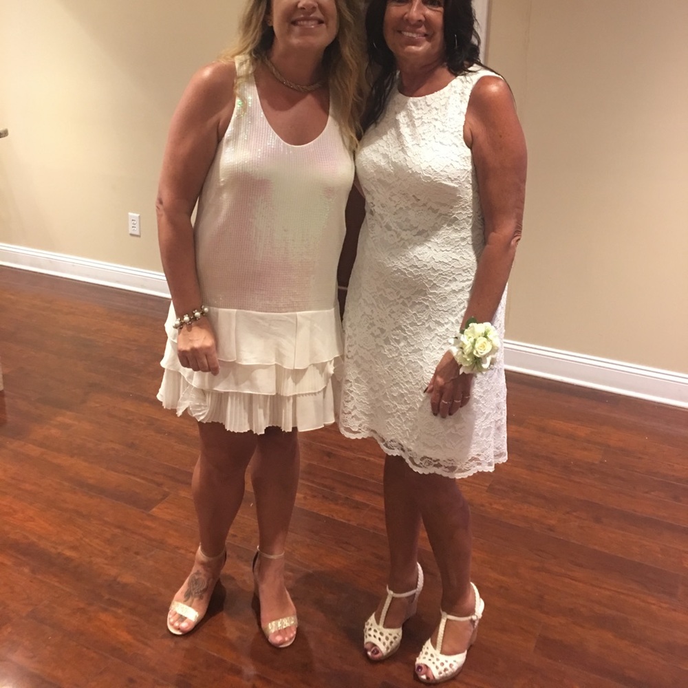 BCBG MAXAZRIA ivory sequin/chiffon dress